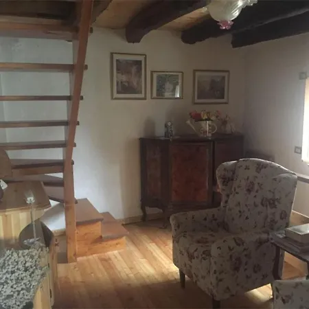 Casa Rossella Сasa de vacaciones Santa Croce del Lago